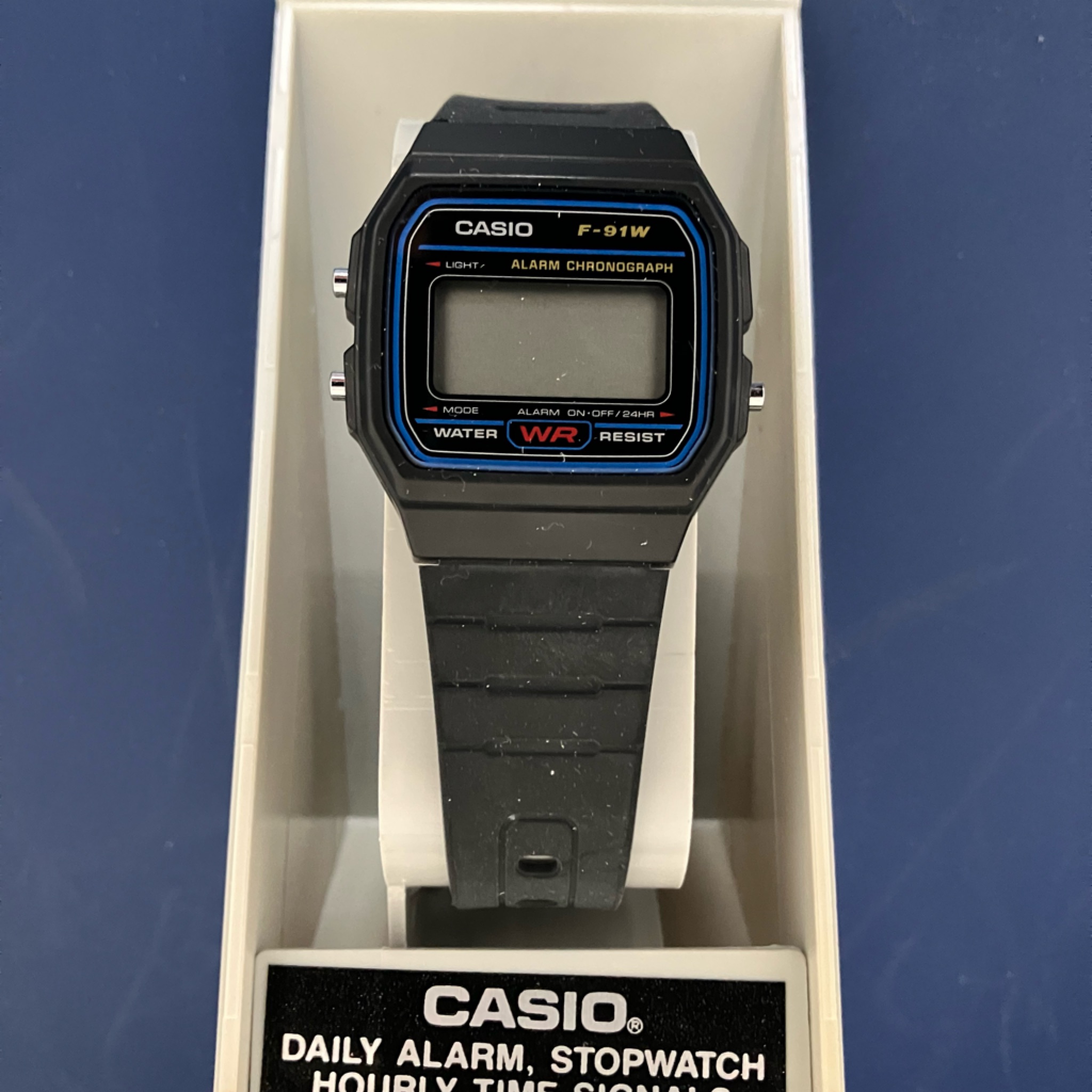 Casio Mens Watch Classic Resin Strap F91w1